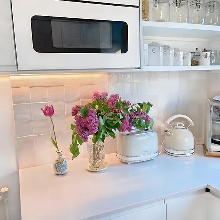 La Maison De - Entre Caen&la Avec Jardin Et Parking Gratuit Hébergement de vacances Ranville