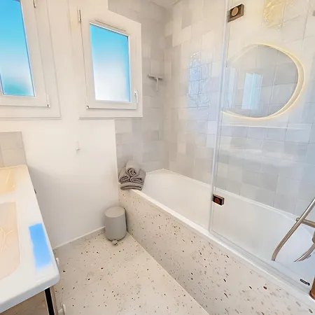 La Maison De - Entre Caen&la Avec Jardin Et Parking Gratuit Ranville