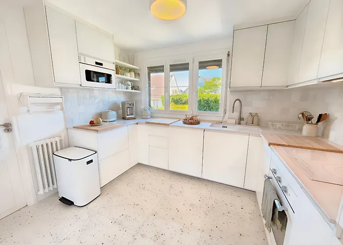 La Maison De - Entre Caen & La Avec Jardin Et Parking Gratuit Ranville